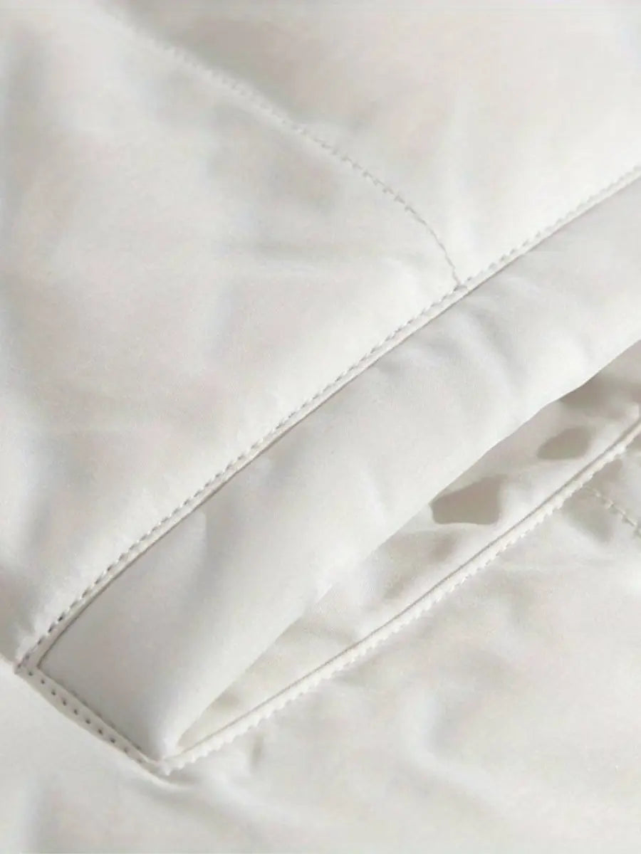 Chaqueta Mujer | estructura acolchada con capucha y cierre