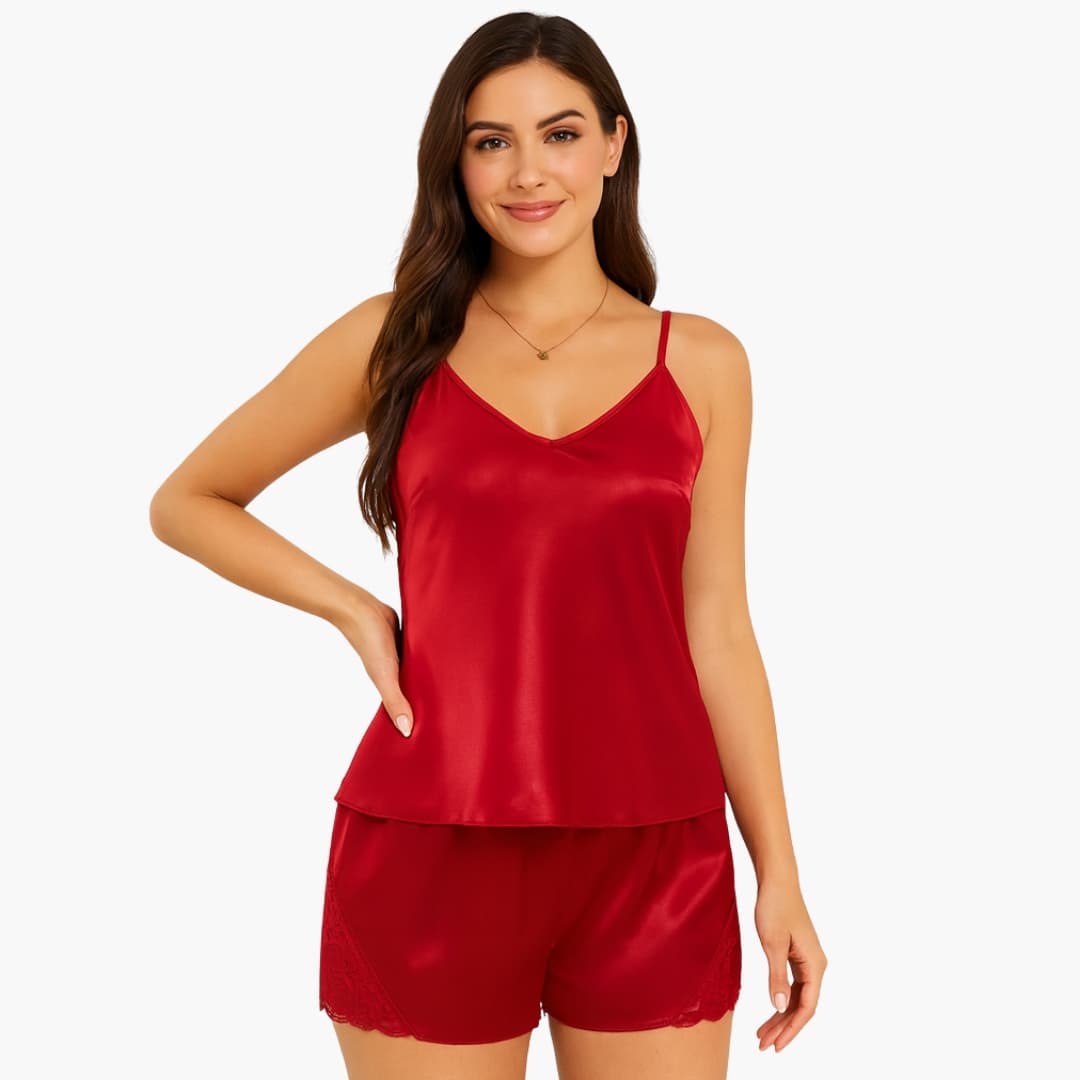 Conjunto mujer | caraco con tirantes finos y short corto