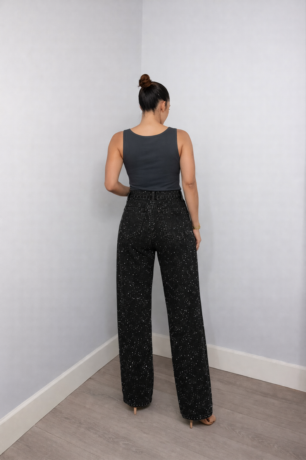 Jeans Mujer | Corte Recto con Cintura Alta y Detalles Brillantes
