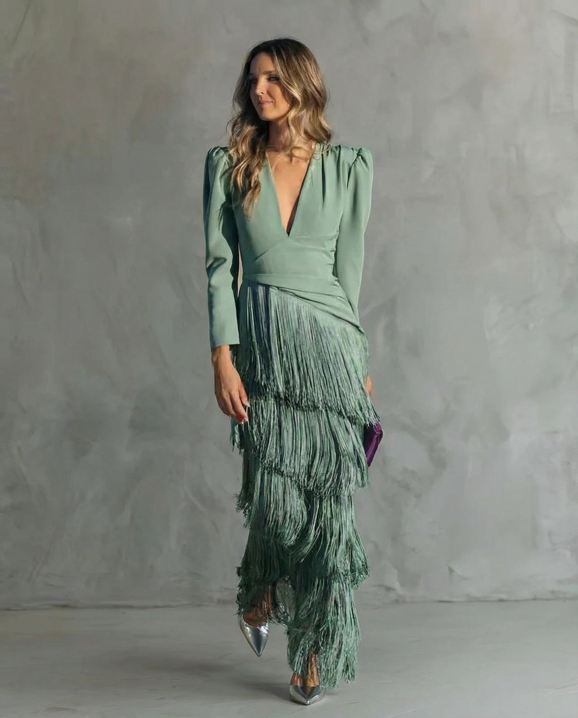 Vestido midi mujer | flecos en capas y escote profundo