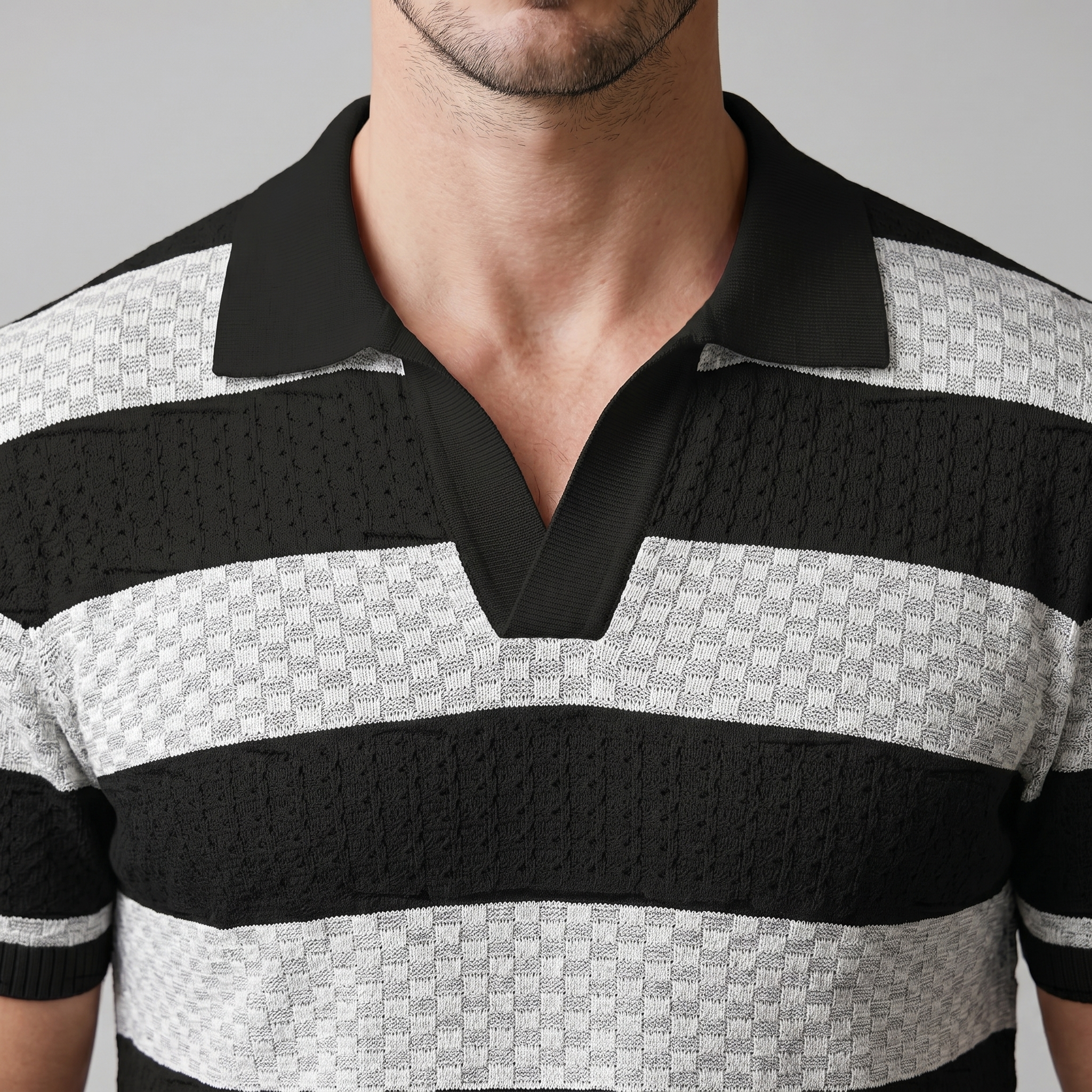 Polo Hombre de Manga Larga | Corte Regular con Cuello Abierto