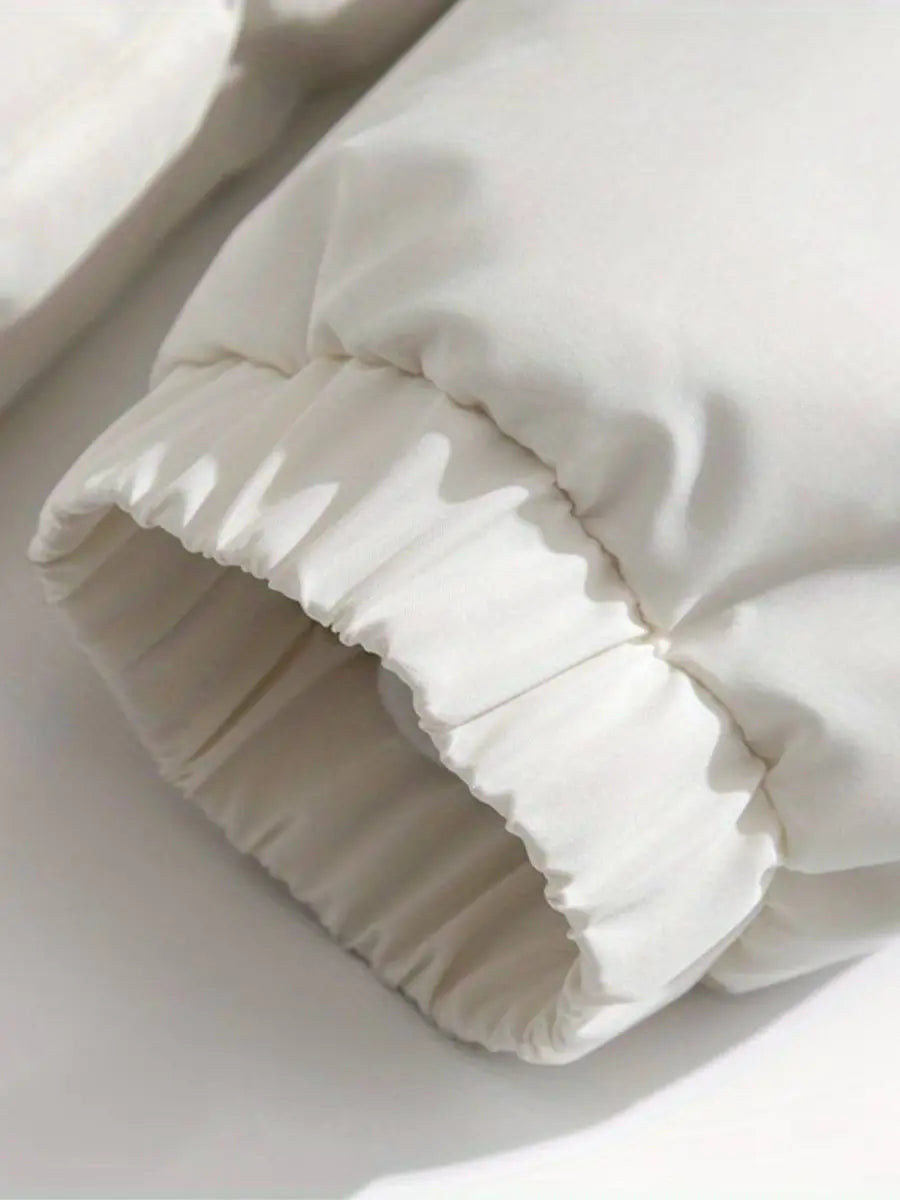 Chaqueta Mujer | estructura acolchada con capucha y cierre