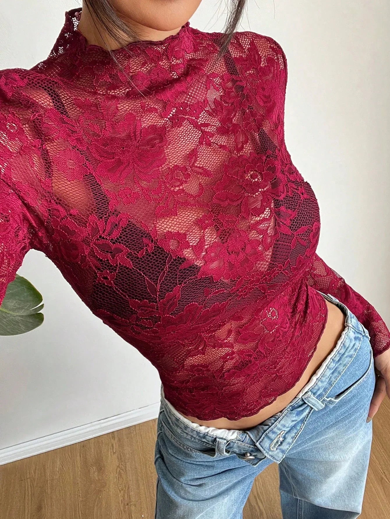 Blusa mujer | cuello alto y estructura ajustada