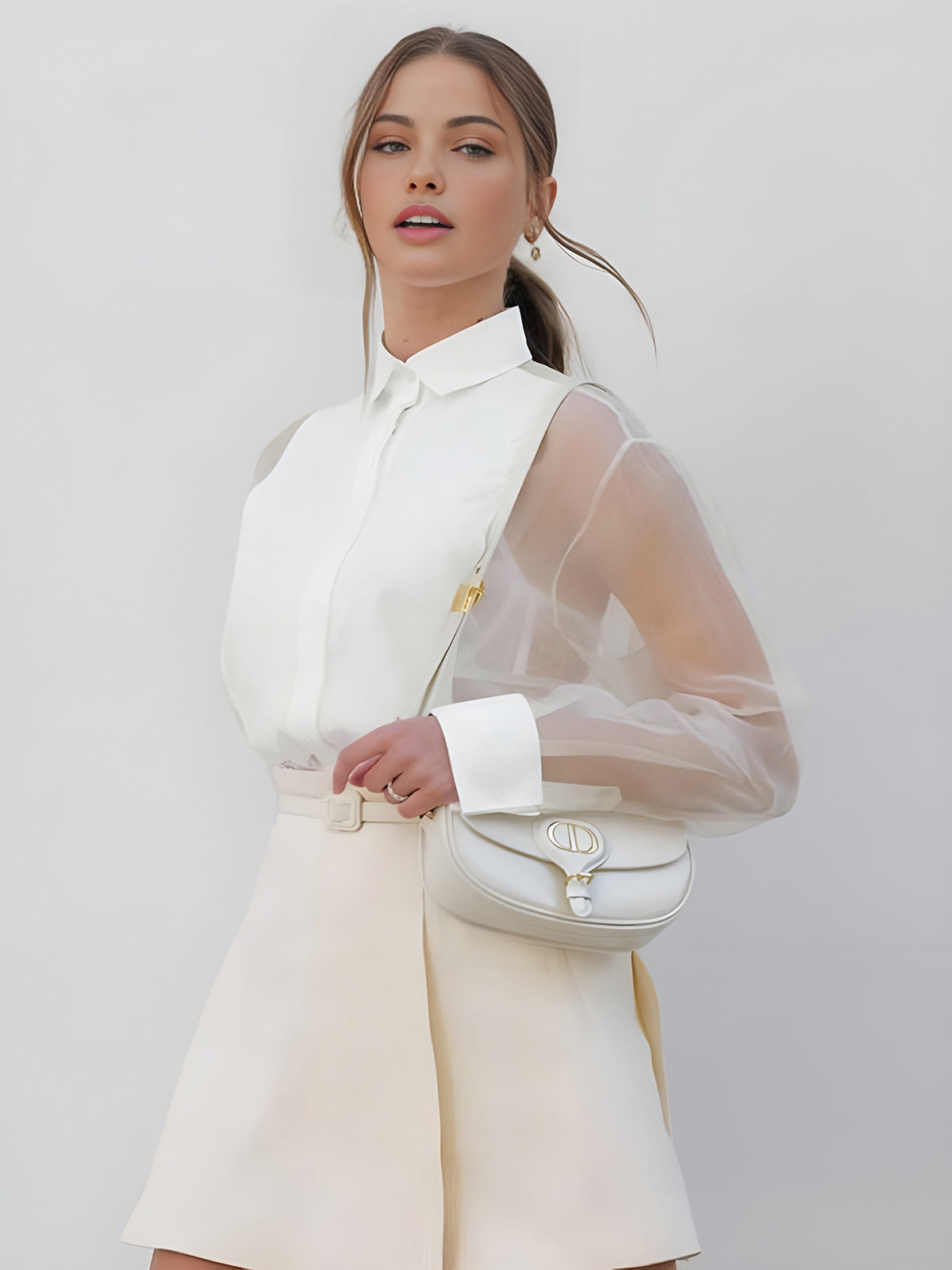 Blusa mujer con cuello clásico | mangas largas transparentes y botones