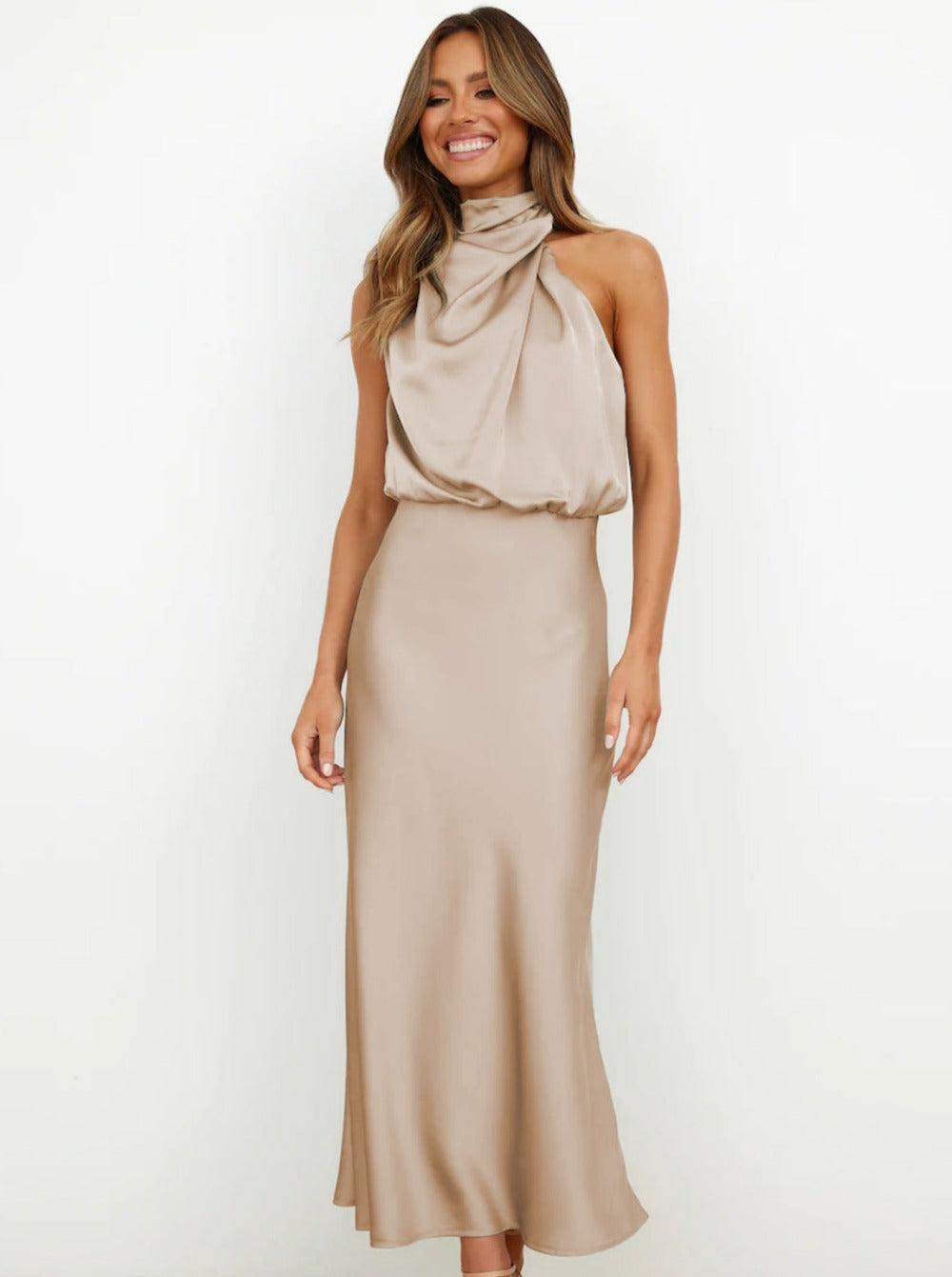 Vestido mujer | diseño halter largo con caída fluida