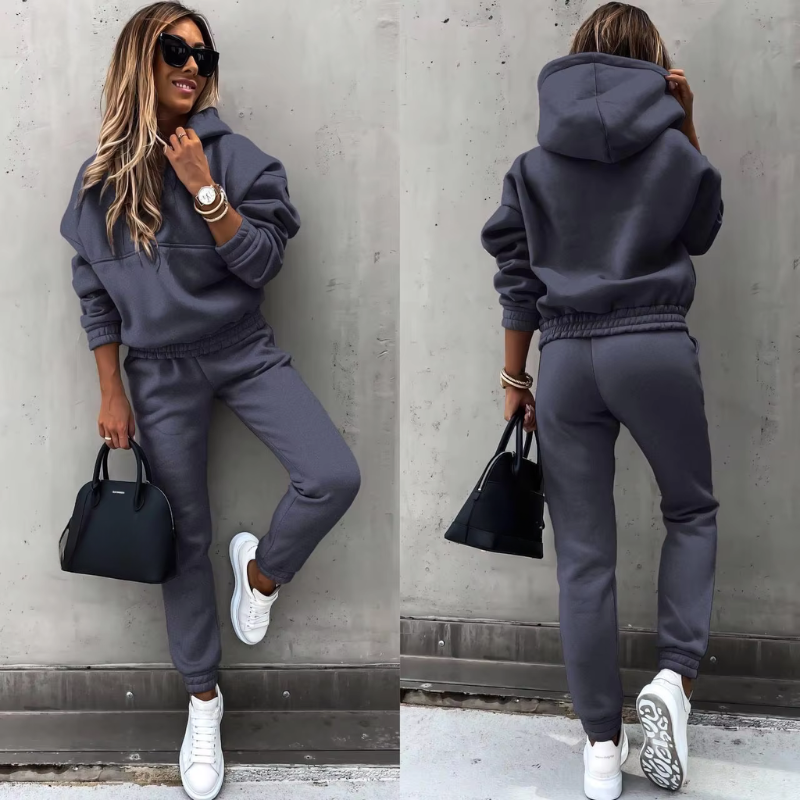 Conjunto Mujer | dos piezas con sudadera con capucha
