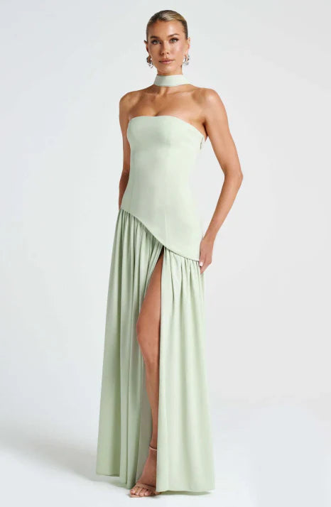 Vestido Mujer | estructura sin tirantes con longitud maxi