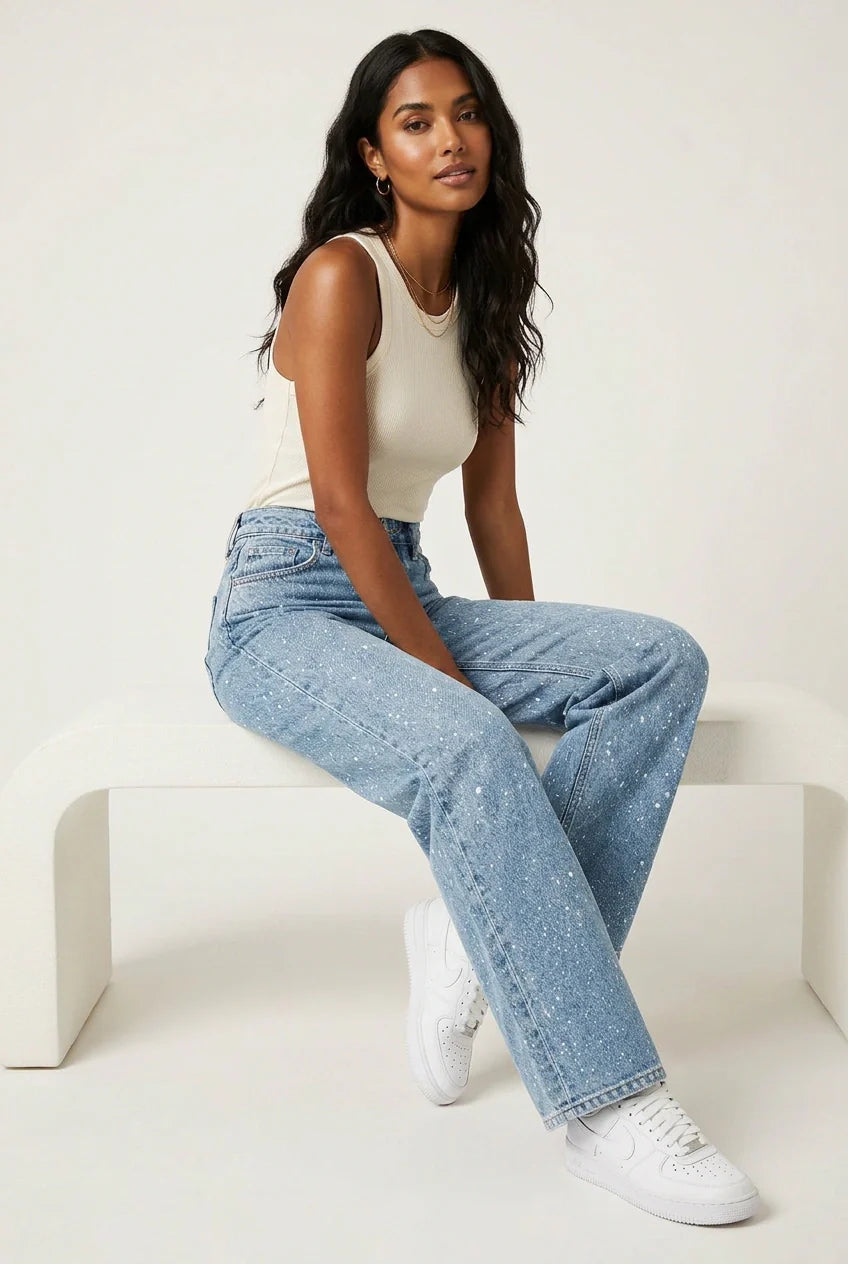 Jeans Mujer | Corte Recto con Cintura Alta y Detalles Brillantes