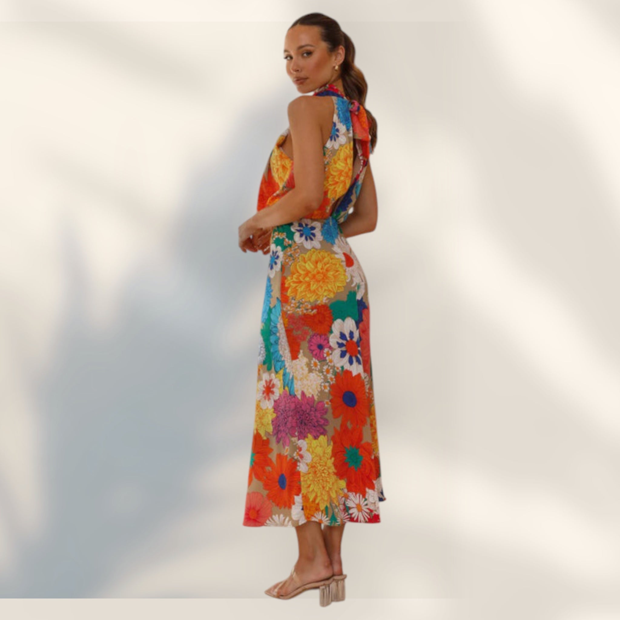 Vestido Midi Escote Halter | Cintura Ajustada Estampado Floral Largo Medio